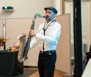 Leo Solo en concert jazz manouche à Maison Soclo Toulouse